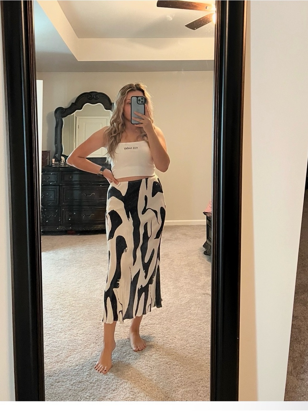 Black and White Abstract Print Midi Skirt